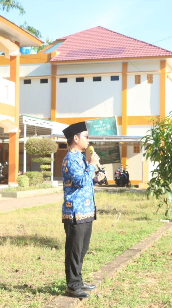 Moh. Ichsanuddin, M.Pd.